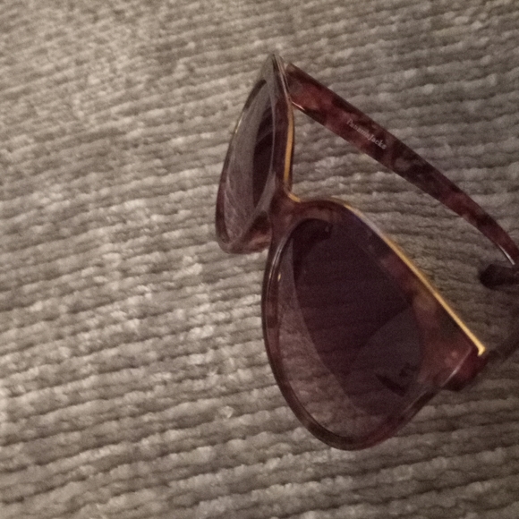 New Panama Jack Sunglasses - Picture 4 of 6